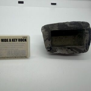Gray Hide a Key Rock